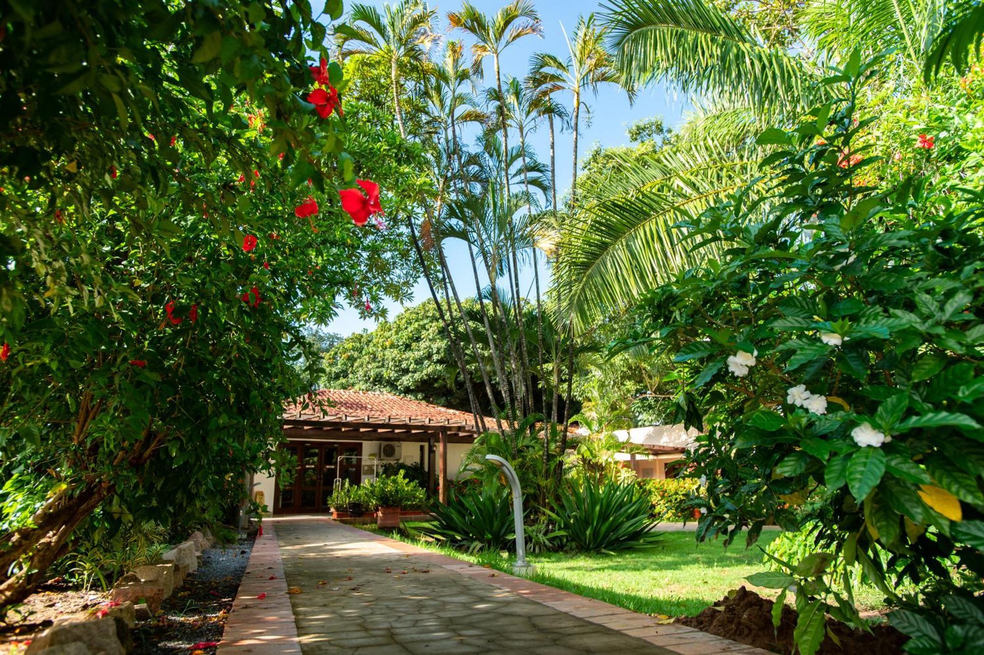 Hotel Fazenda Mato Grosso Куаба Екстериор снимка